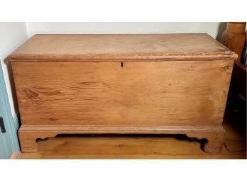 Antique Country Pine Blanket Box (CTF20)