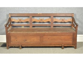 Antique Maple And Pine Storage Bench (CTF20)