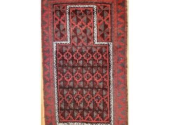 Small Vintage Oriental Prayer Rug (CTF10)