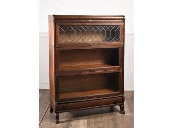 Antique Lundstrom Barrister Bookcase W/Leaded Glass (CT30)