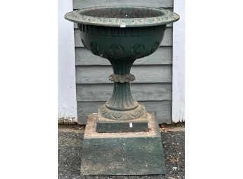 Antique Two-part Cast Iron Garden Urn (CTF30)