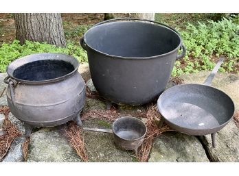 Antique Cast Iron Cauldrons And Pans (CTF20)