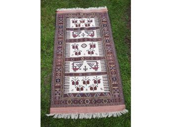 Contemporary Kilim Style Rug With Animal Figures (CTF10)