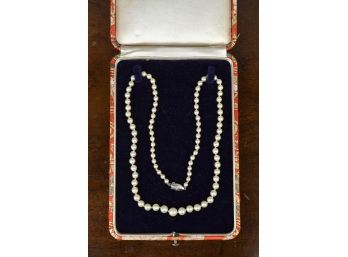 Vintage Graduated Pearl Necklace (CTF10)