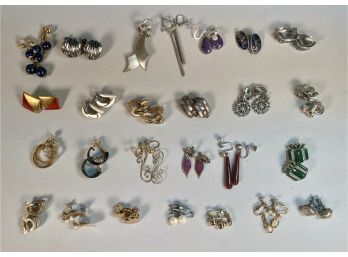 Collection Of 26 Pairs Earrings (CTF10)