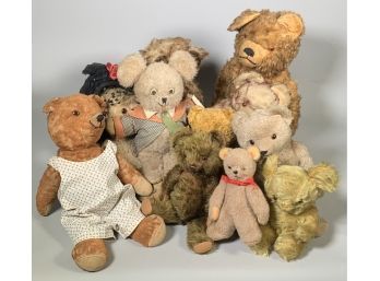 11 Vintage Stuffed Teddy Bears (CTF10)