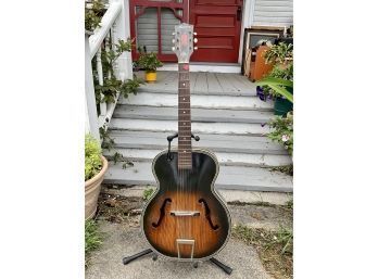 Harmony Acoustic Archtop Guitar (CTF20)