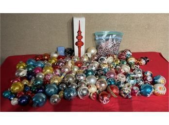 Large Lot Of Vintage Christmas Ornaments, 199pc (CTF10)