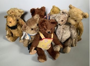 Eight Vintage Stuffed Teddy Bears (CTF10)