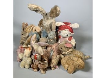 15 Vintage Stuffed Rabbits (CTF10)