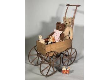 Vintage Stuffed Animals And Handmade Doll Perambulator (CTF20)