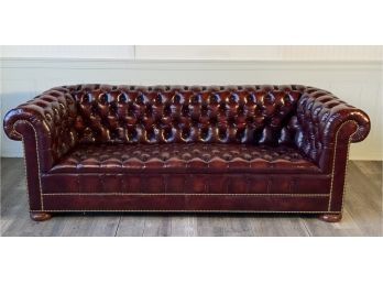 Hickory Chair, Leather Chesterfield Sofa (CTF30)