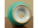 Antique Chinese Apple Green Celadon Porcelain Vase (CTF10)