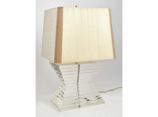 Vintage Lucite Table Lamp (CTF20)