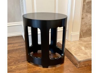 Oval Black Lacquer Side Table (CTF10)