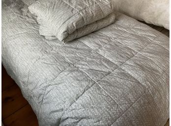 Garnet Hill Twin, Grey & White Down Filled Comforters  (CTF10)