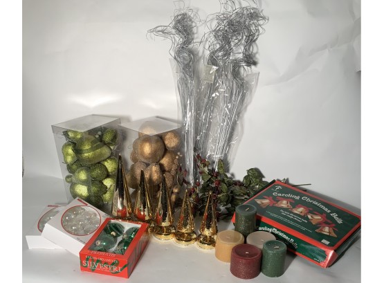 Holiday Decorating Accessories Lot
