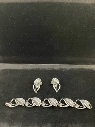 Vintage Silver Tone Sarah Coventry Link Bracelet And Clip On Earrings Set, Excellent Condition