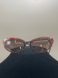 Fantastic Vintage Pair Ellen Tracy Paris Sunglasses.  Excellent Condition.  Great Shape, Great Color!