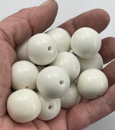 Vintage Huge White Lucite Ball Beads, Beads, Snowhill Auctions, 120 Lots, Closes 2/8 At 8:15 PM ET