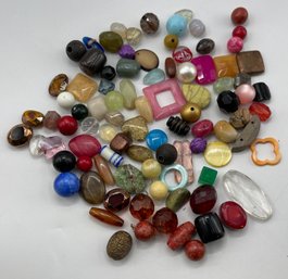Glass Variety Beads Lot Snowhill Auctions, 120 Lots, Closes 2/8 At 8:15 PM ET