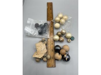 Vintage Wood Beads, Buttons