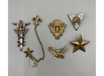 Lot Of Vintage Americana Pins, Items - Eagles, Brass Star, Sword, Etc