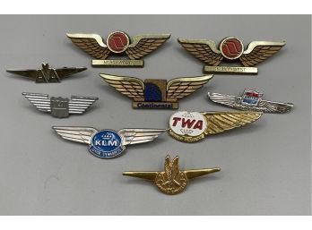 Nice Collection Of Kids, Junior Pilot Wings From Airlines, Plus Toy Pilot Wings And Bracelet