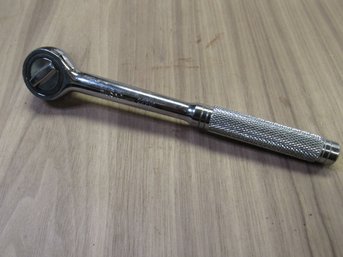 Husky Socket Wrench