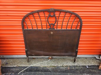 Berkey & Gay Furniture Co Antique Wood Wooden Bed Post Head Board 3'5'x3'9.5'