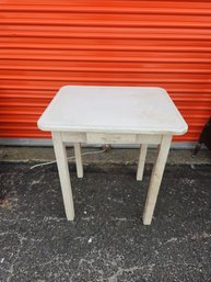 Vintage Antique Shabby Chic Painted Metal And Wood Outdoor Side End Coffee Tea Table 2'3'x1'10'x2'6.5'