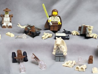 Lot Of Vintage Star Wars Lego People And Accessories