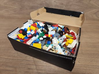 4.5 Pound Lot Of Vintage Lego