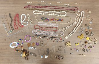 115 Piece Lot Of Vintage Jewelry