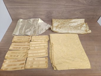 Lot Of Gold Cloth Table Settings. 2 Tablecloths, 8 Napkins, Table Runner