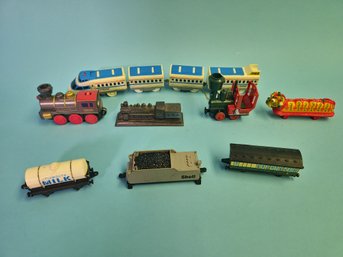 11 Piece Lot Of Vintage Model Trains