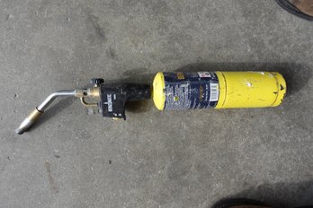 Benzomatic Torch With Gas Canister