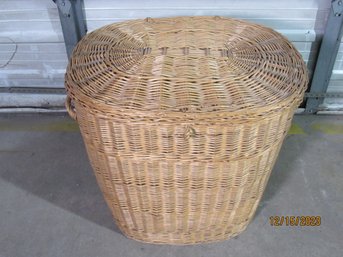 Large Vintage Wicker Laundry Hamper With Lid - Woven Rattan Clothes Basket - Rustic Home Storage