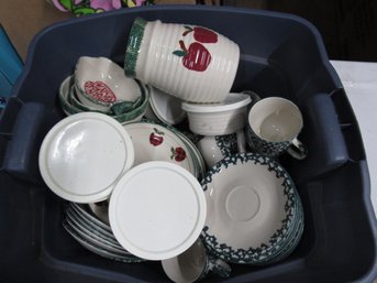 An Actually Unbelieveabe Amount Of Green Apple Ceramic Dinnerwear And Servewear