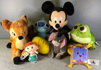 Lot Of Disney World Plush Dolls And Collectibles Soft Disney Parks