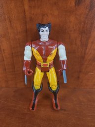 Marvel The Uncanny X-Men Wolverine 1993 Toy Biz Action Figure W/ Snap-Out Claws
