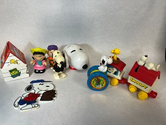 Lot Of 9 Peanuts Snoopy Figures Toys 1966 Etc Vintage