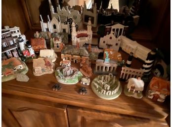 Lot Of Miniatures (famous Sites)