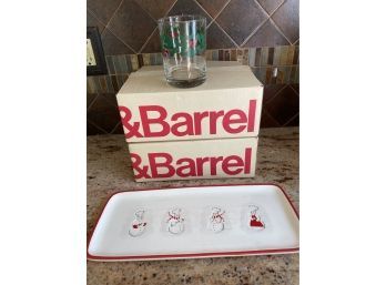 Set Of 12 Crate & Barrel Holiday Glasses & Tray