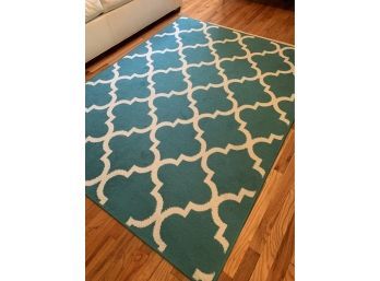 Teal And White Rug. 5 X 6 1/2