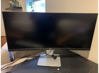 Dell LCD 34 Inch Curved Monitor