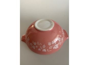 Vintage Pyrex Pink Gooseberry 444 4QT Cinderella Bowl