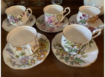 Royal Albert Lot Of 5 Cup And Saucers