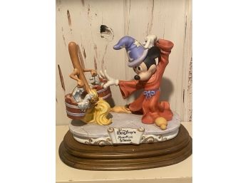 Capodimonte Laurenz Collection: Mickey Mouse In Fantasia By Enzo Arzenton Italy