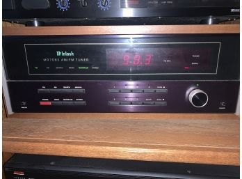 McIntosh MR-7082 AM/FM Tuner With Manual And Original Box.  Tested And Works